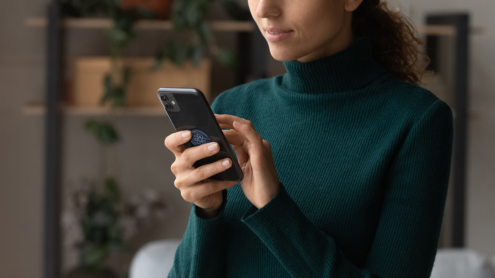 Do Cell Phones Emit Radiation