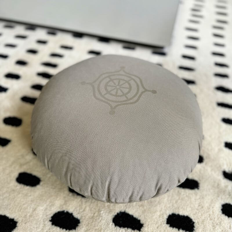 Zafu meditation cushion organic splet husks