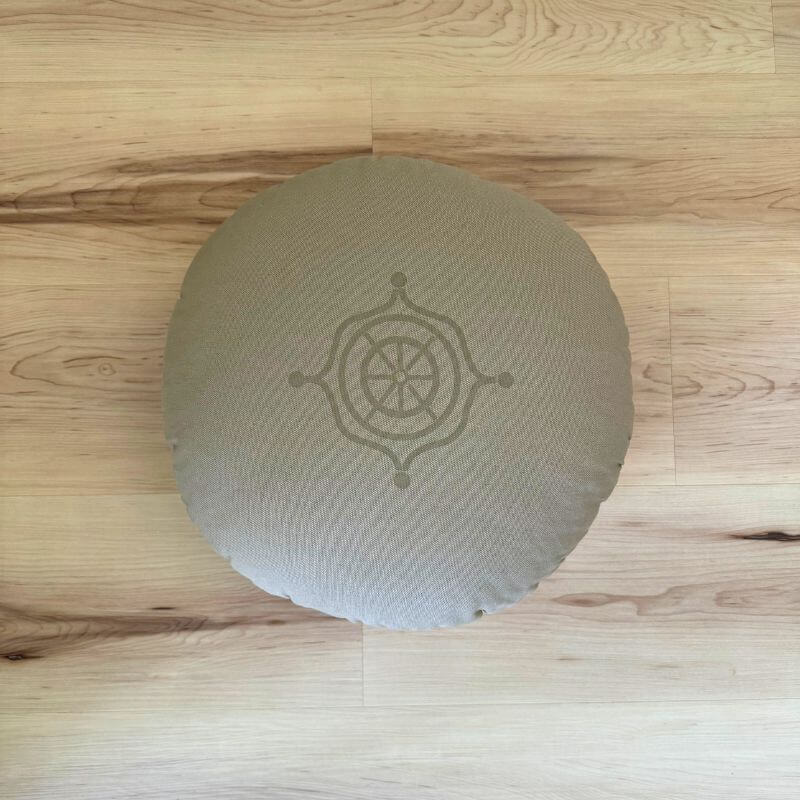 zafu meditation cushion with organic spelt husks
